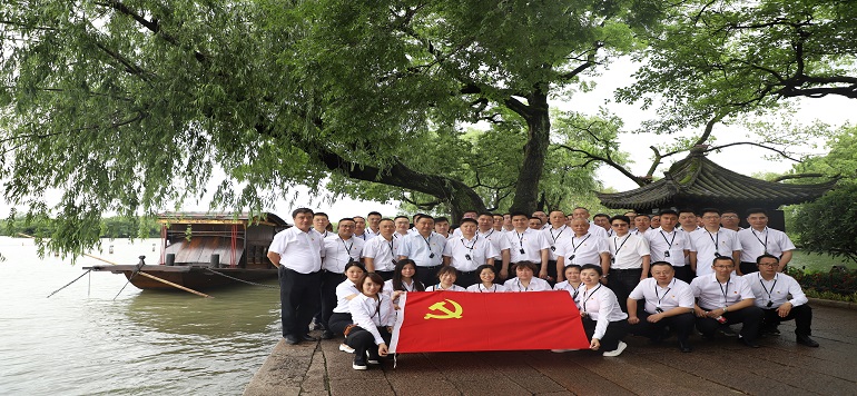 维多利亚老品牌vic(集团)官方网站